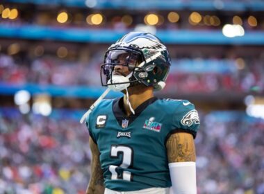 Darius Slay wearing Philadelphia Eagles jersey