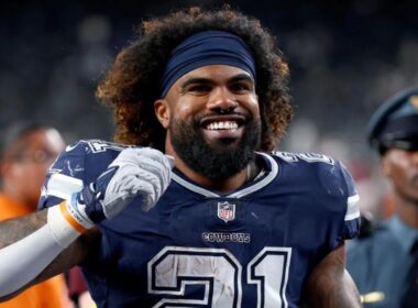 Ezekiel Elliott playing for Dallas Cowboys