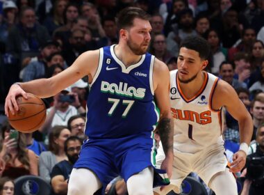 Suns and Mavericks facing off on Christmas Day