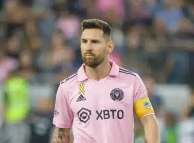 Lionel Messi playing football for Inter Miami